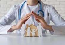 Ayushman card: ఆధార్ కార్డు ఉంటే చాలు.. 5 లక్షల ఉచిత భీమా.. ఈ అవకాశం ఎవరికో తెలుసా..! Ayushman card