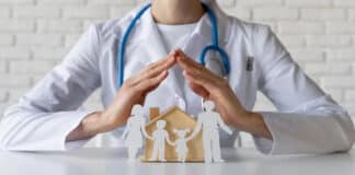 Ayushman card: ఆధార్ కార్డు ఉంటే చాలు.. 5 లక్షల ఉచిత భీమా.. ఈ అవకాశం ఎవరికో తెలుసా..! Ayushman card